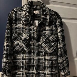 NWT Shacket with metallic stitching